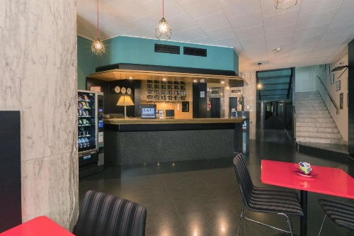 Executive Business Hotel image 15