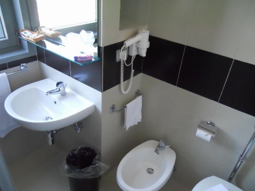 Executive Business Hotel image 20